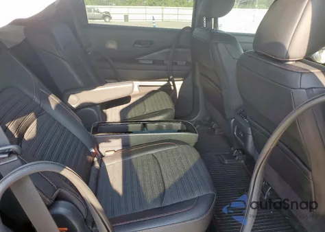 2025 Nissan Pathfinder Rock Creek z USA, uszkodzony, nr VIN 5N1DR3BD4SC212650